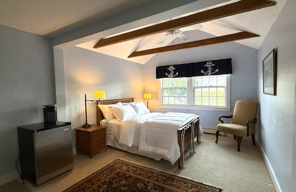 Bedroom_1 Nantucket Rooms for Rent by the Night at 175 Orange St.